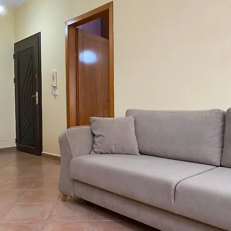 Comfy One-bedroom Flat In Golem, 1br, 2 Sofas Apartman Golem