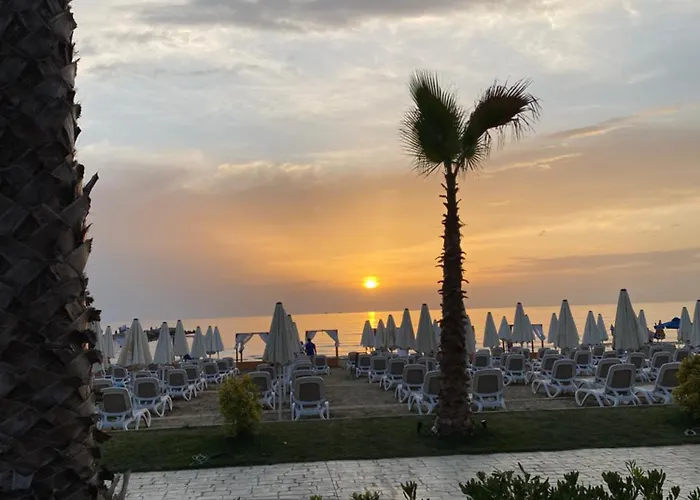 Comfy One-bedroom Flat In Golem, 1br, 2 Sofas *