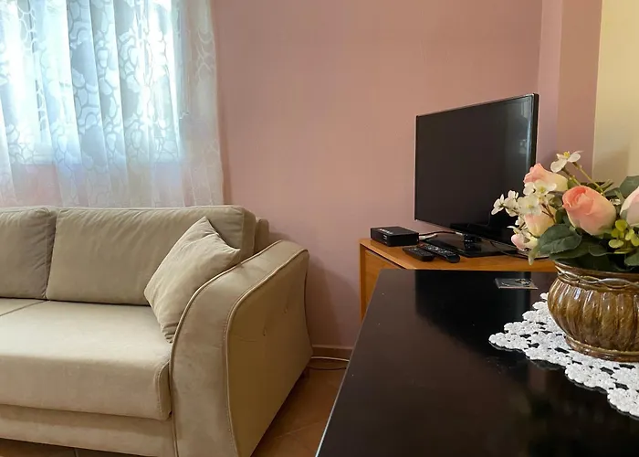Comfy One-bedroom Flat In Golem, 1br, 2 Sofas Golem (Tirana)
